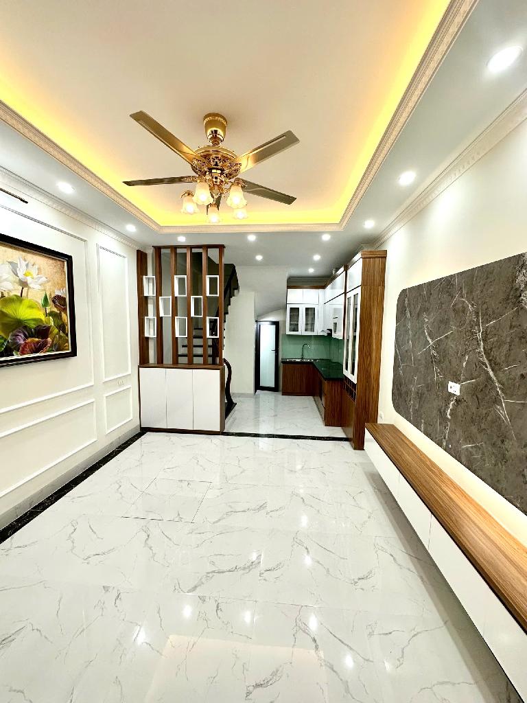 BÁN NHÀ RIÊNG ĐÔNG NGẠC - 5 TẦNG -35M2- GIÁ 5,85 TỶ